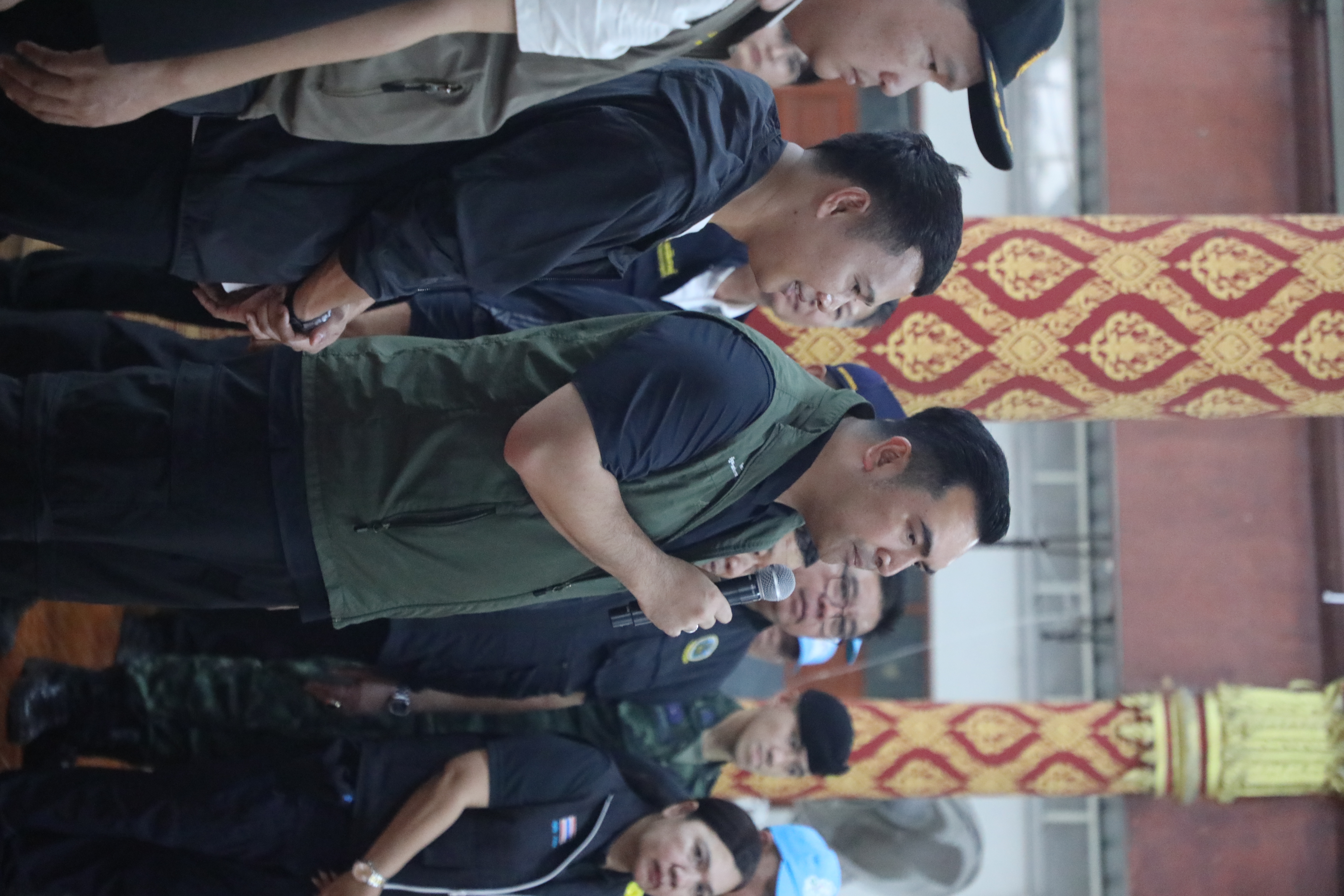 title - ส.ป.ก. ติดตามรมช.เกษตรฯ ช่วยเหลือพี่น้องผู้ประสบอุทกภัย ในเขตจังหวัดปทุมธานี